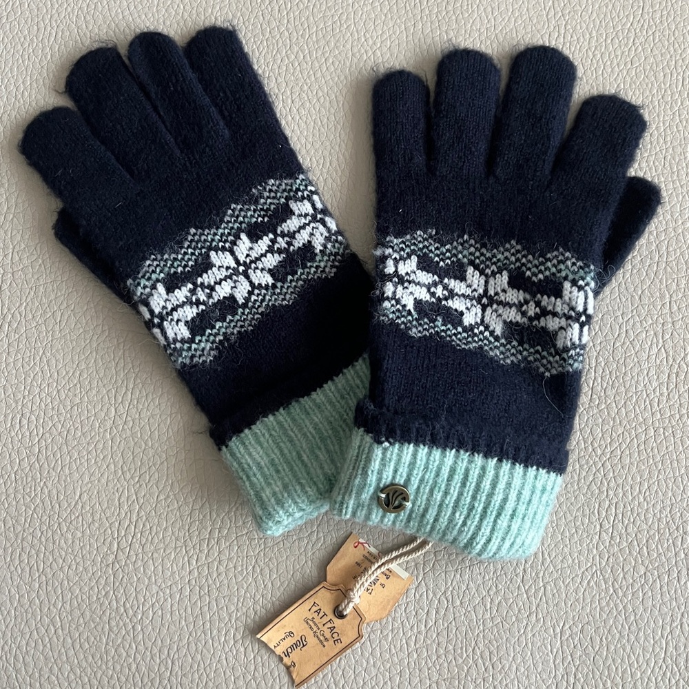 NWT - Fat Face Women’s Snowflake Wool Blended Gloves